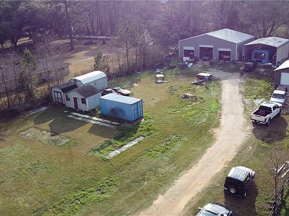 2nd image of 45269 Coleman Rd