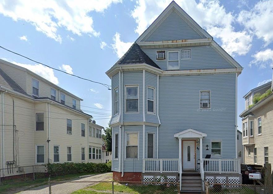 1st image of 40 Hamilton Ave