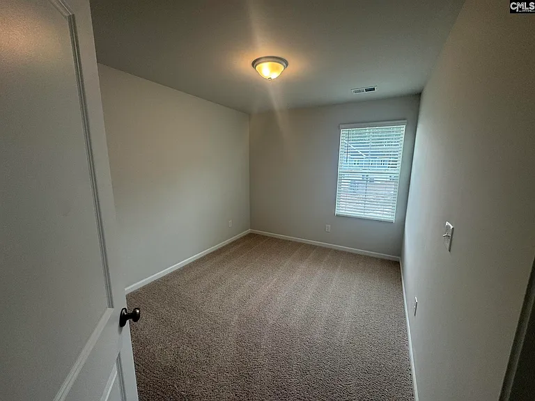 141 Cary Ln — Photo 13