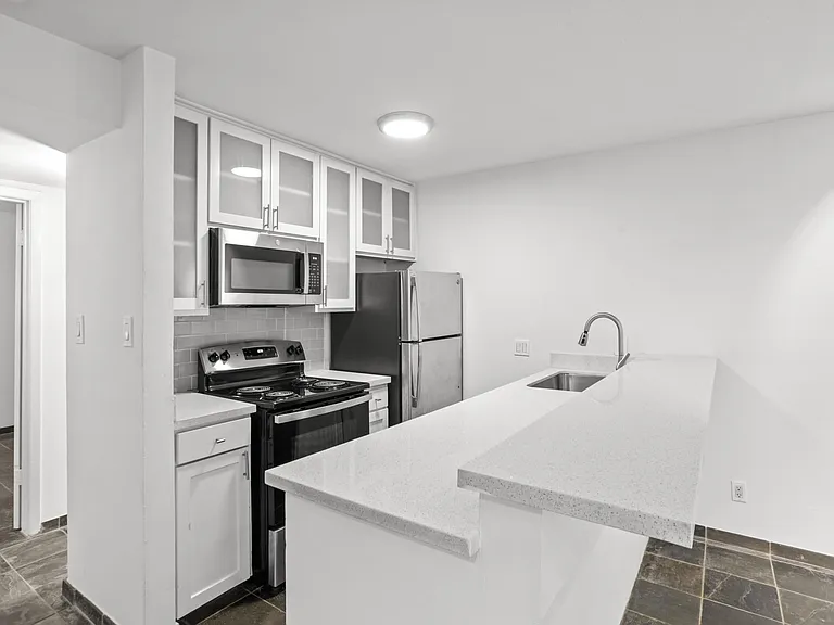 3602 Garrott St #16 — Photo 6