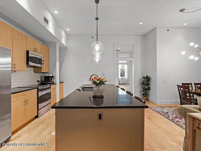 509 Bogart Pl #202 — Photo 5