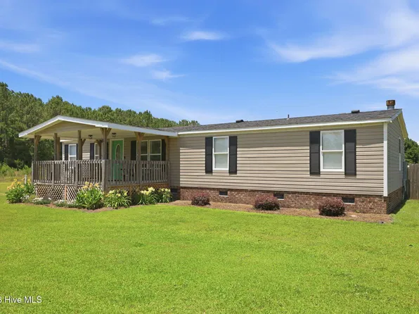 204 Kings Parkway, Hubert, NC 28539