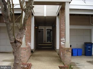 10315 Royal Woods Ct, Montgomery Village, MD 20886