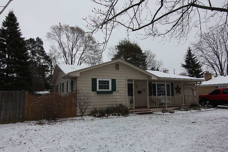 1st image of 2630 Wellesley Dr