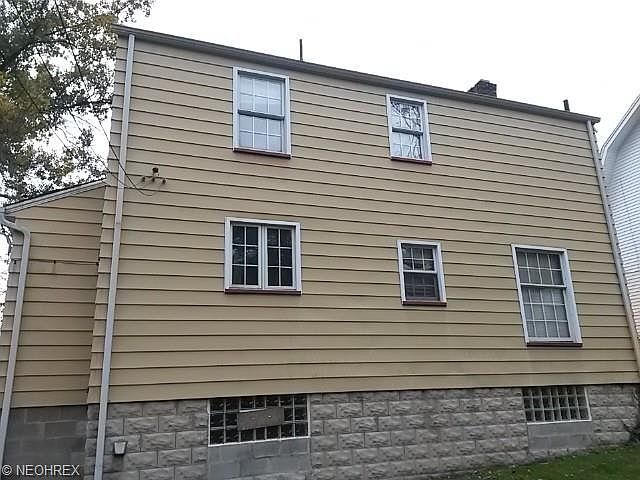 2nd image of 108 Brookline Ave