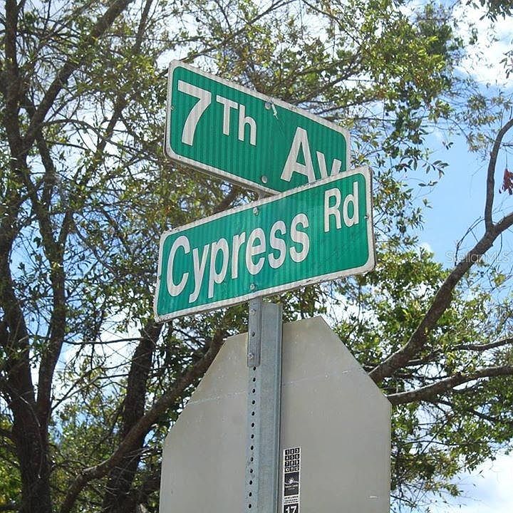 1st image of 2650 Cypress Rd
