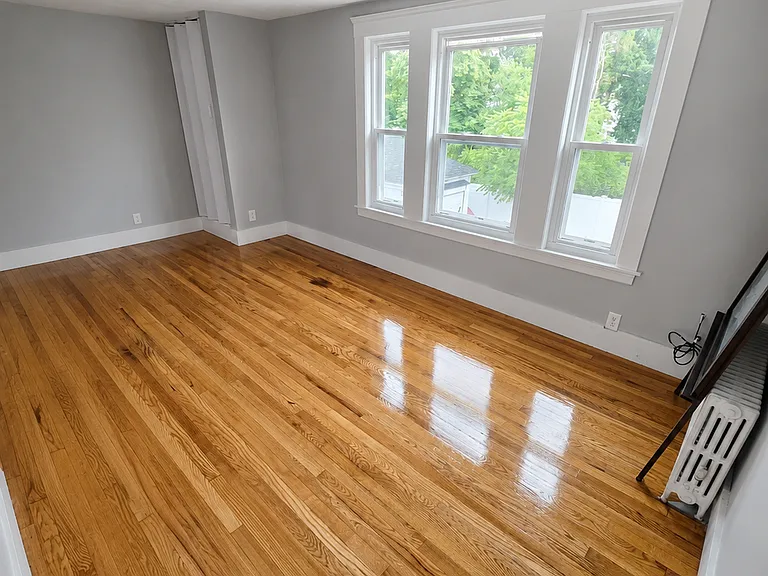 9 Pelham Ave #2 — Photo 6
