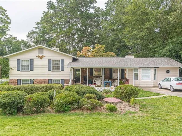 689 Concord Rd SW, Smyrna, GA 30082