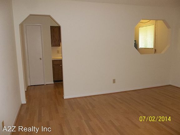 5th image of 130 S Estes Dr #C