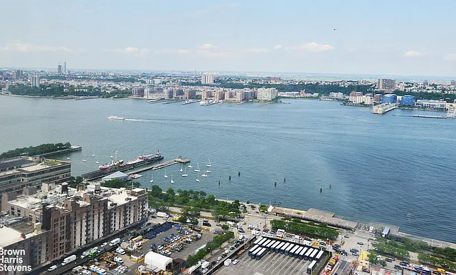 Rented by Brown Harris Stevens | media 20