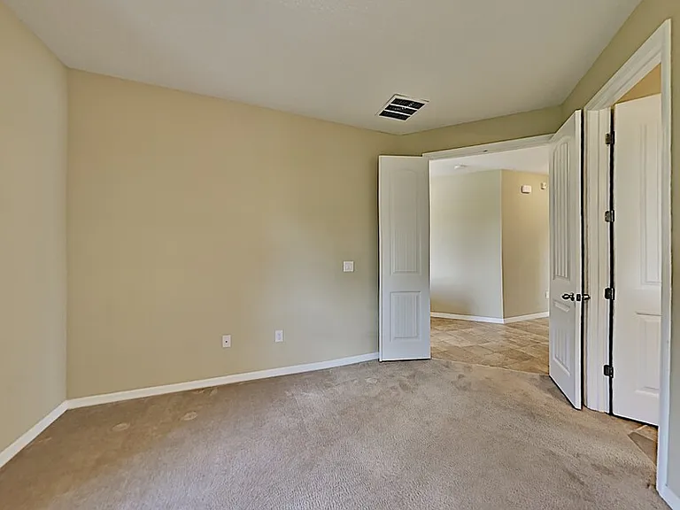 12986 Holdenbury Ln — Photo 9