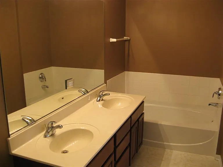 14514 Thomas Jefferson Dr — Photo 12