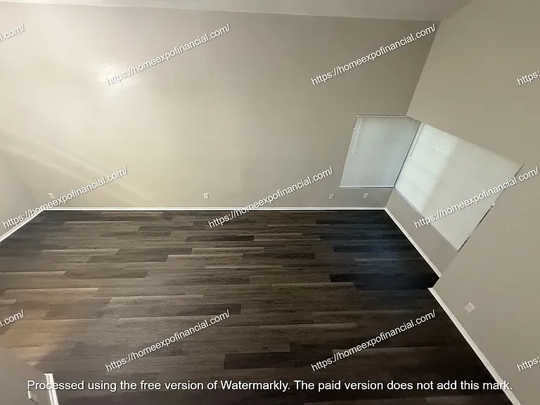 24612 Freeport Dr — Photo 6