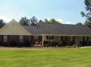 84 Bowling Green Cir, Columbus, MS 39702