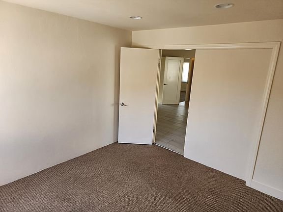 5th image of 3357 4th Ave Suite 2