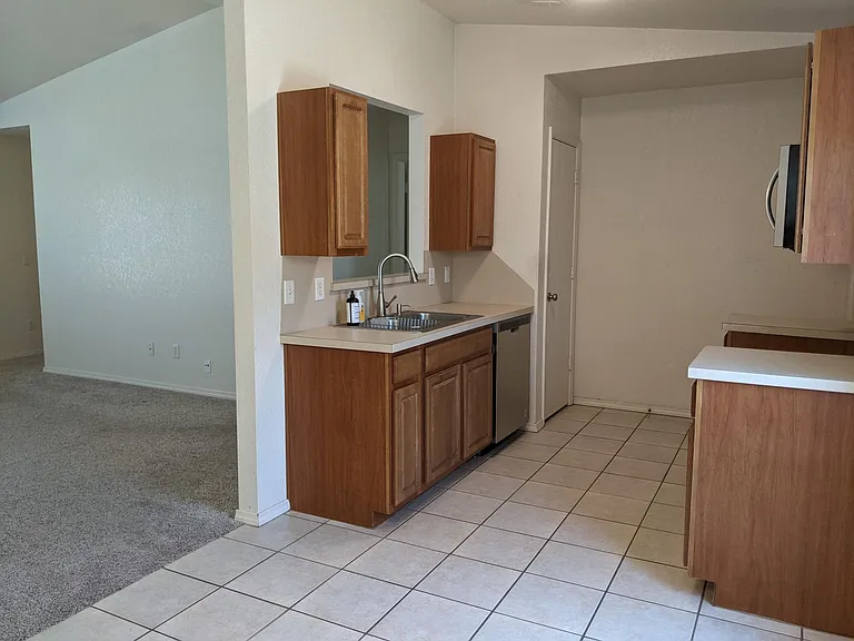 2508 Waterleaf Dr — Photo 5