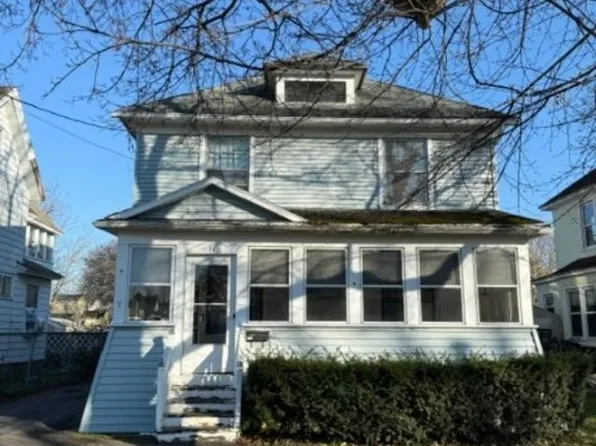 34 Liberty St, Auburn, NY 13021