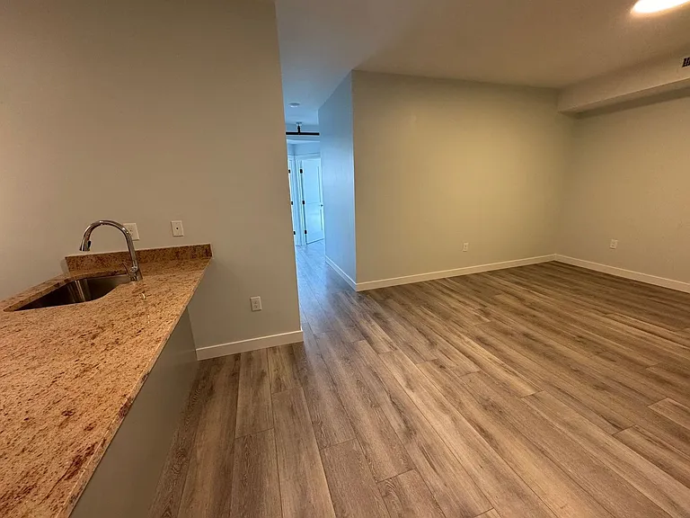 310 BARNSTABLE ROAD RESIDENCES LLC — Photo 24