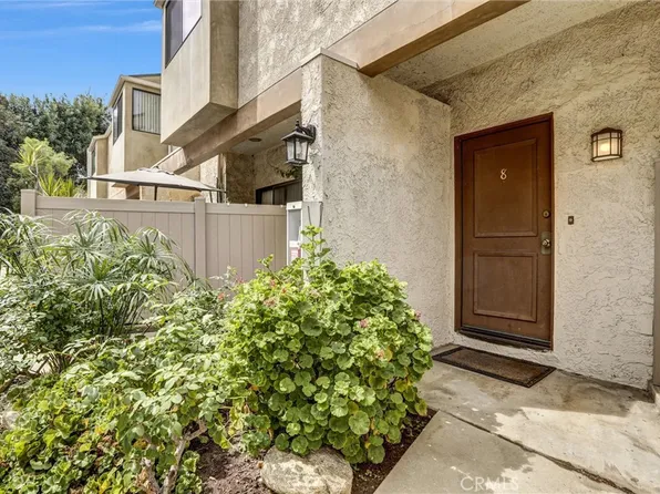 18242 Burbank Blvd Unit 8, Tarzana, CA 91356