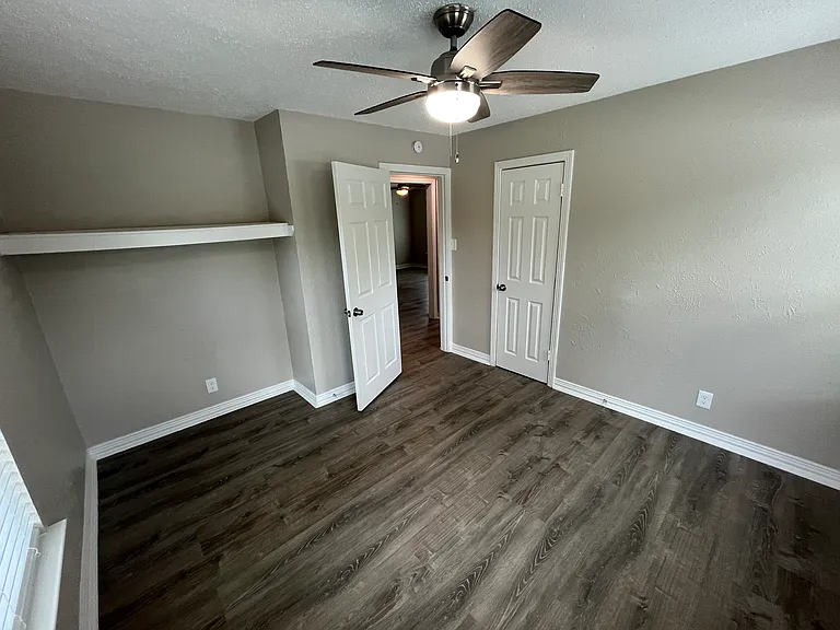 2423 Lolita Dr — Photo 11
