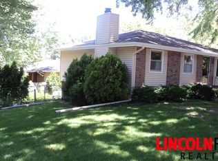 4300 Briarpark Dr, Lincoln, NE 68516