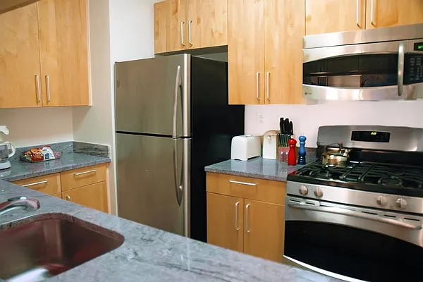 Rented by Corcoran | media 3