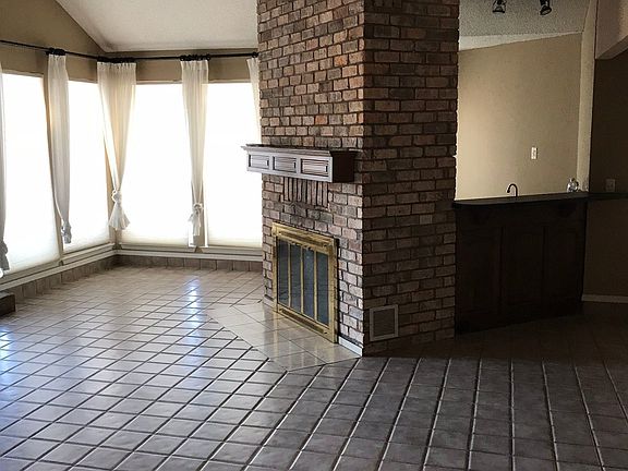 5th image of 1031 Pebble Beach Dr