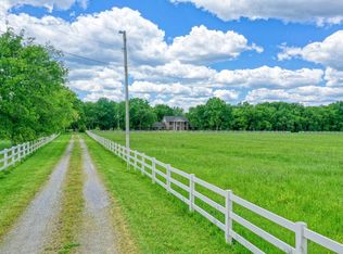 753 Cedar Grove Rd, Chapel Hill, TN 37034