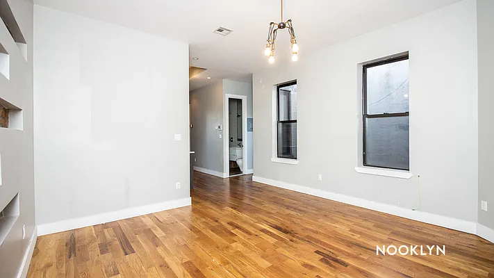 Rented by Nooklyn NYC LLC | media 12