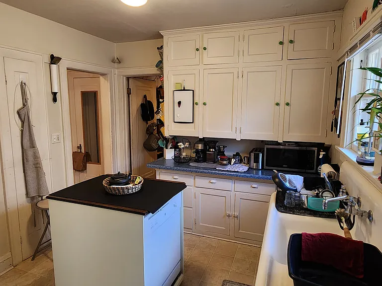 419 Chamberlain Ave — Photo 5