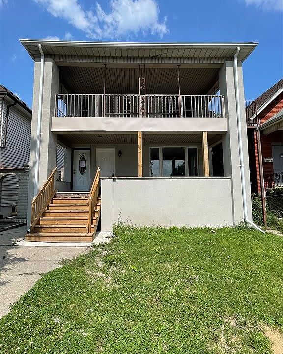 1st image of 694 Pierre Ave #4
