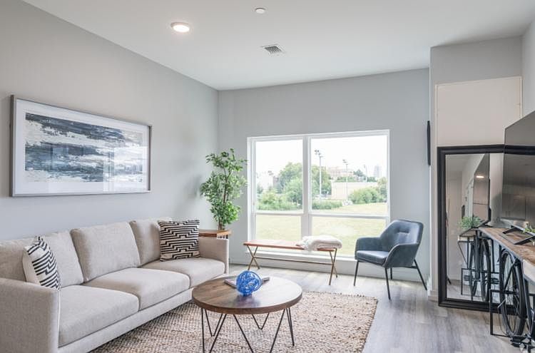 1st image of 2111 E Norris St #310