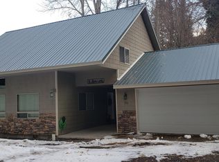 172 Wapiti Run Ln, Naches, WA 98937