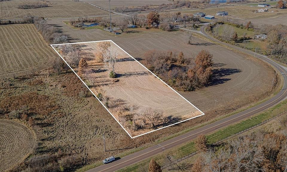 1st image of LOT 3 NE F Hwy