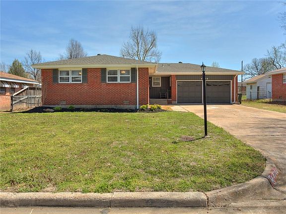 3rd image of 4740 Elmview Dr