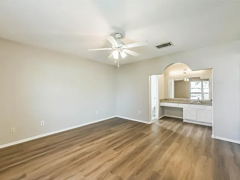 2406 Pilgrims Bend Dr — Photo 28