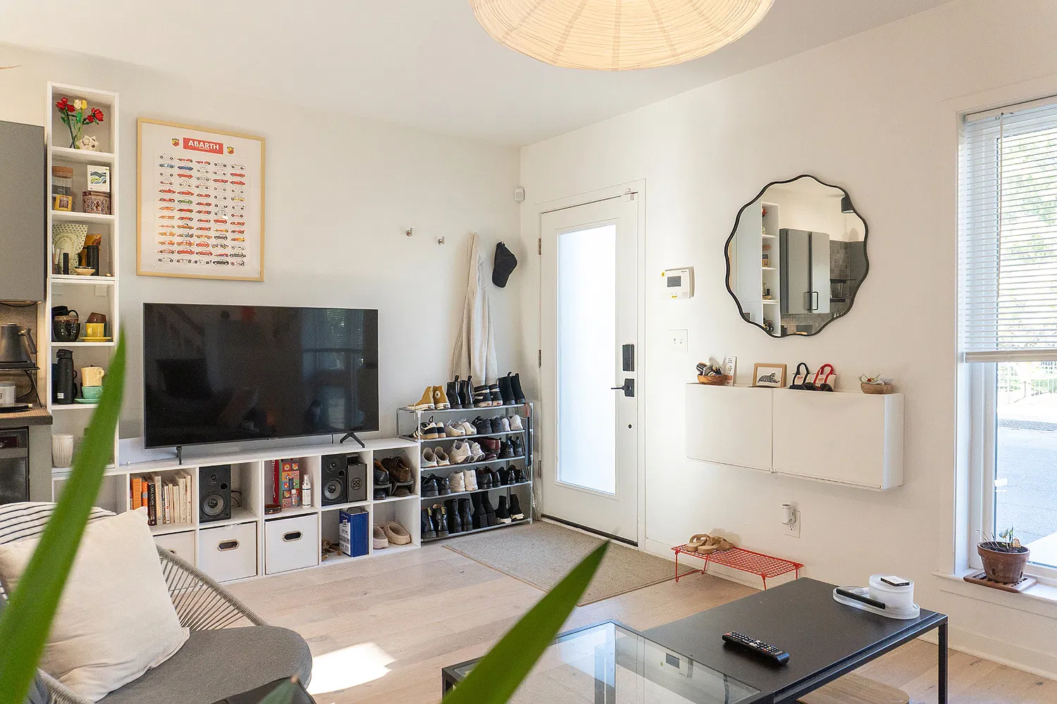 2 bed, 1120 sqft, $2,400 — Photo 1