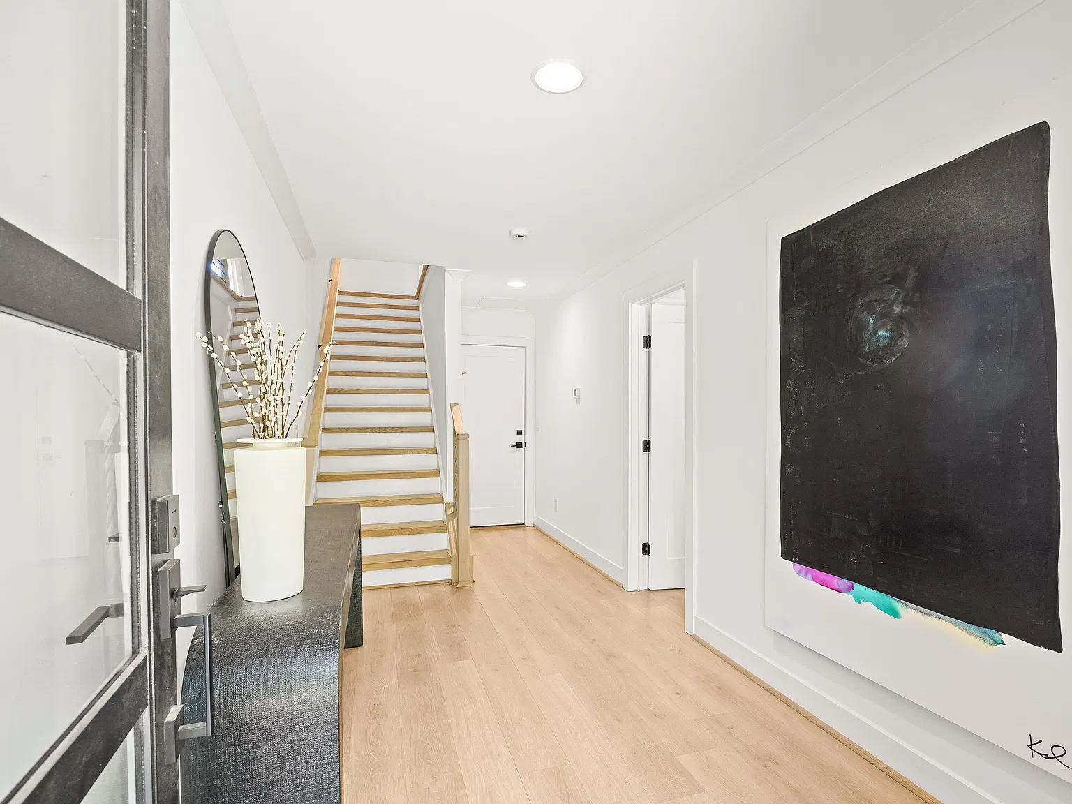 3 bed, 3.5 bath, 2300 sqft, $4,500 — Photo 4