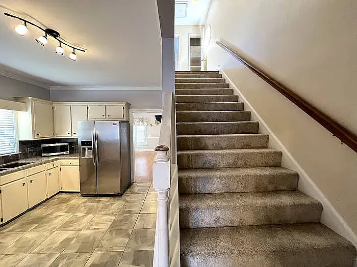 102 Ashley Ct — Photo 24