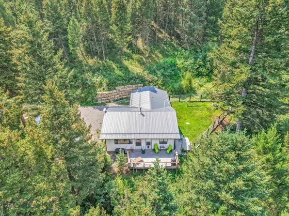80 Lake Dr, Livingston, MT 59047
