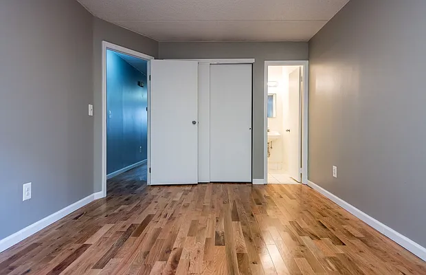 Rented by Nooklyn NYC LLC | media 4