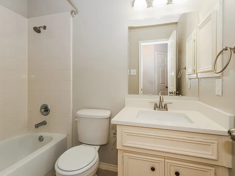 28506 Carly Cove Ln — Photo 15