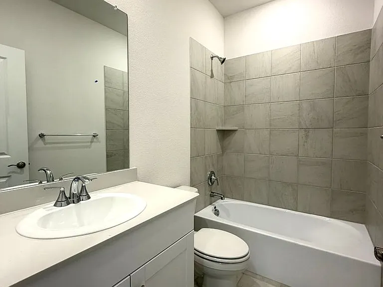 6305 Timberhurst Dr — Photo 27