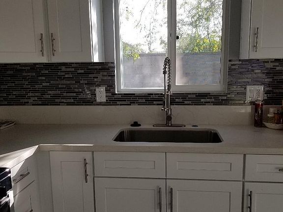 2nd image of 10579 Tamarack Ave