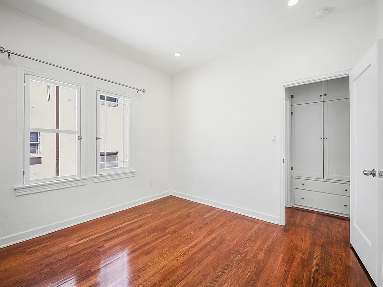 1315 N Hayworth Ave #3/4 — Photo 15