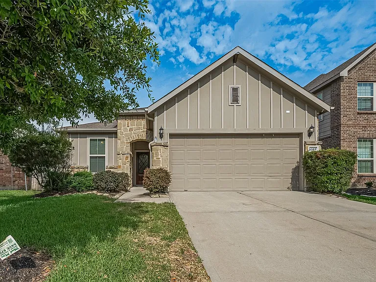 5327 Silver Ledge Dr — Photo 1