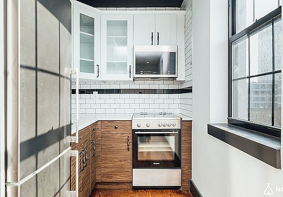 2nd image of 703 Rogers Ave APT 4A