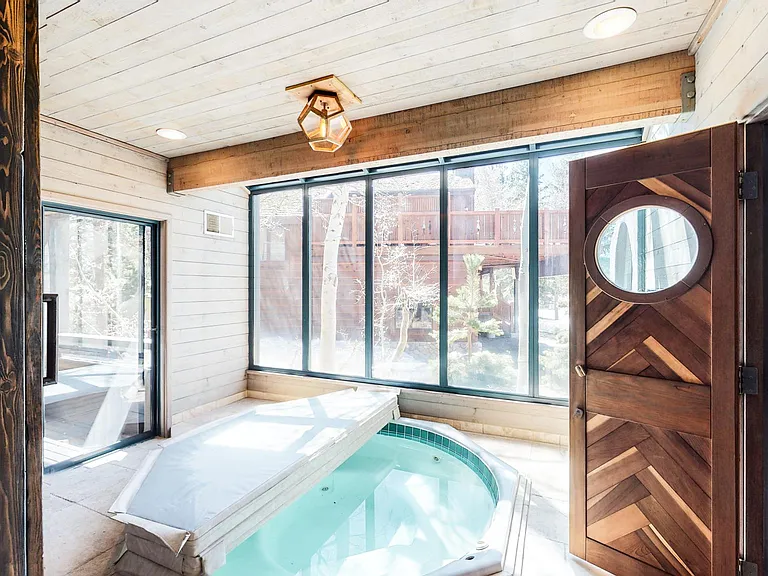 900 Majestic Pines Dr — Photo 3