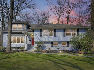 5 Pine Ct, Westfield, NJ 07090
