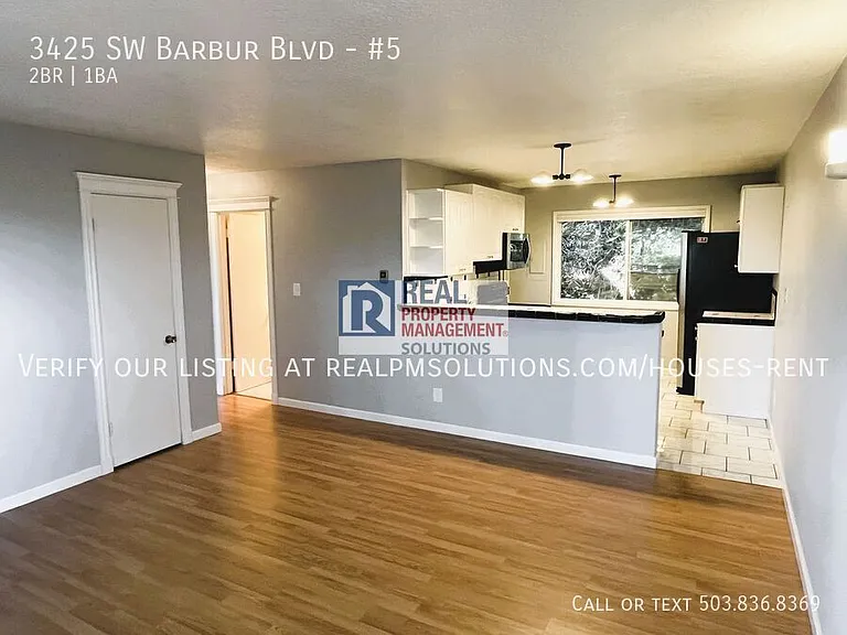 3425 SW Barbur Blvd #5 — Photo 10